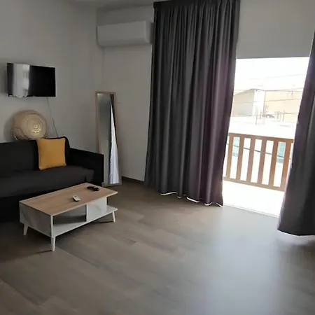Unique Cozy Studio, 150m From Chabad Lubavitch * Larnaca