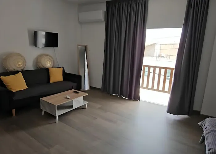 Unique Cozy Studio, 150m From Chabad Lubavitch * Larnaca